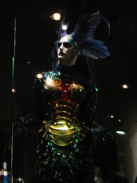 101-0140_IMG